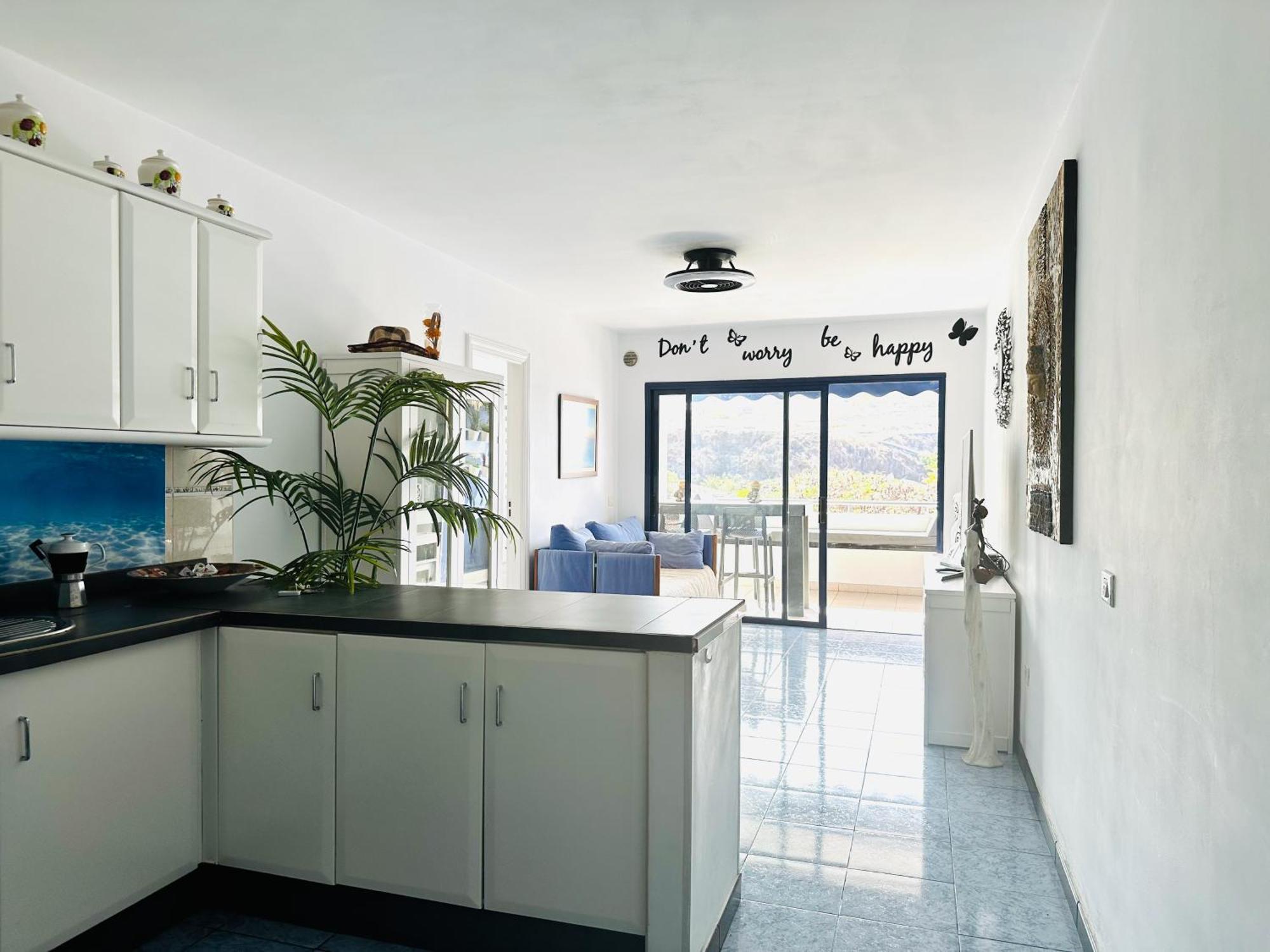 Pambnb - Chic Beachside Apartment Playa San Juan ภายนอก รูปภาพ
