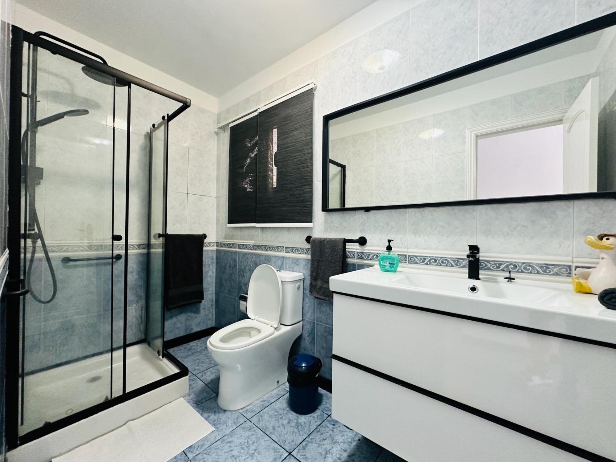Pambnb - Chic Beachside Apartment Playa San Juan ภายนอก รูปภาพ