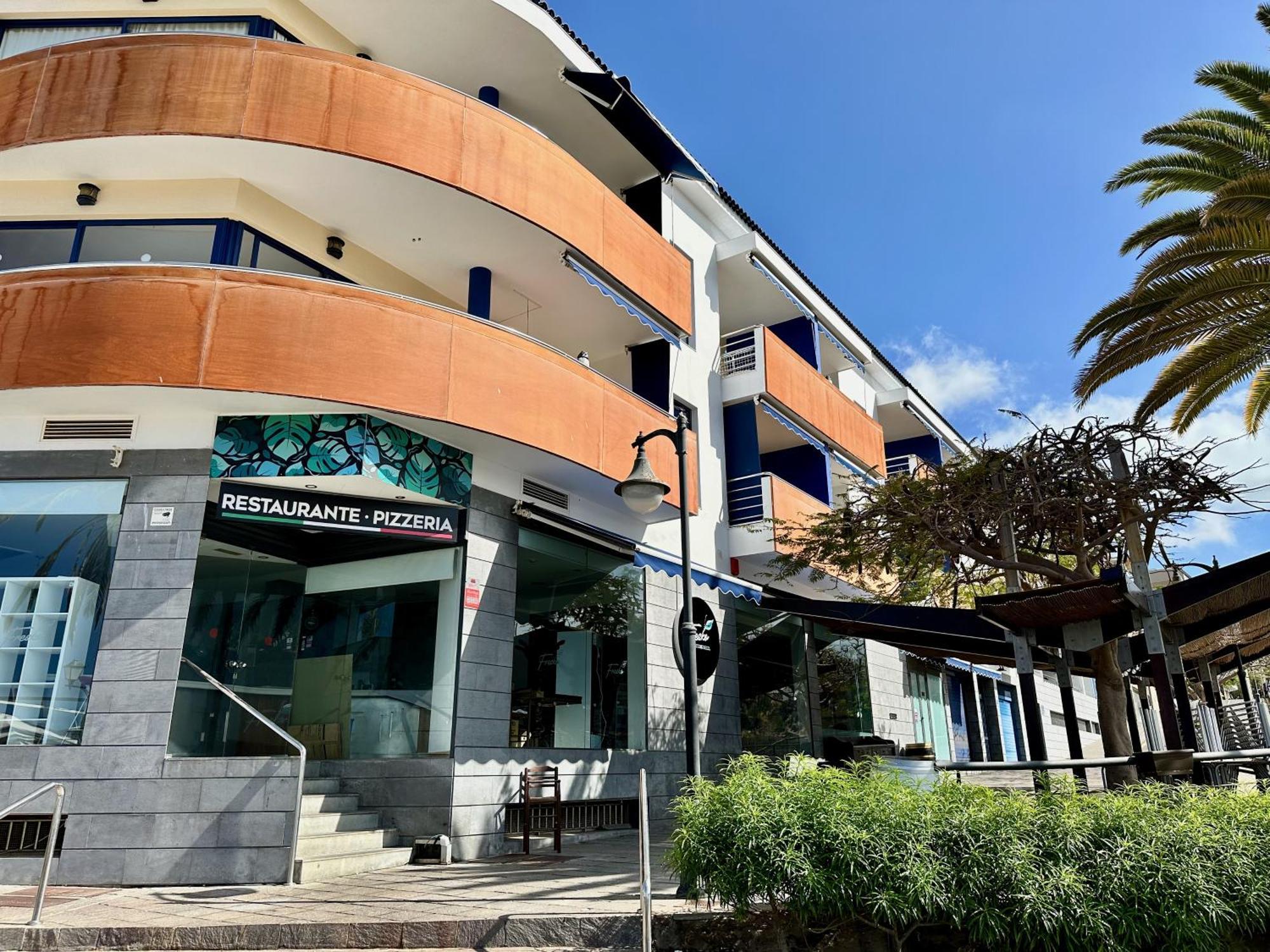 Pambnb - Chic Beachside Apartment Playa San Juan ภายนอก รูปภาพ