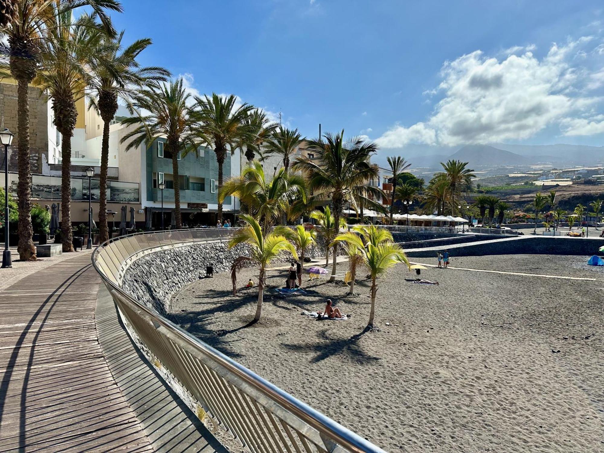 Pambnb - Chic Beachside Apartment Playa San Juan ภายนอก รูปภาพ